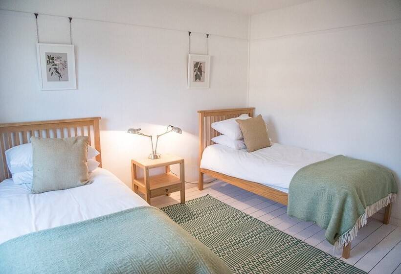 Partridge Cottage, Shottisham