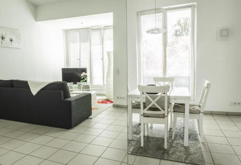 ペンション Boarding Potsdam