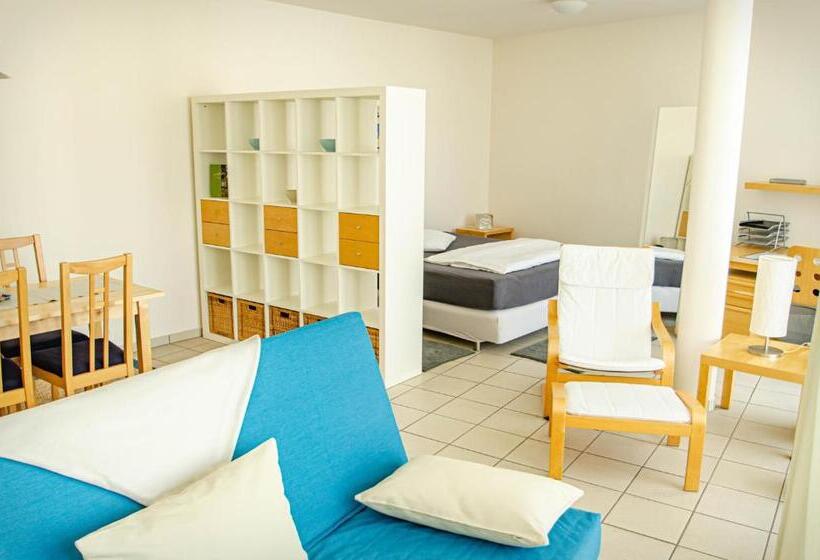 ペンション Boarding Potsdam