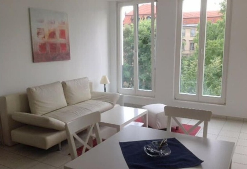 ペンション Boarding Potsdam