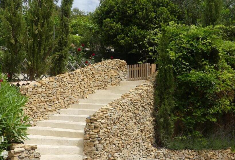 פנסיון La Calanque Du Boucharel