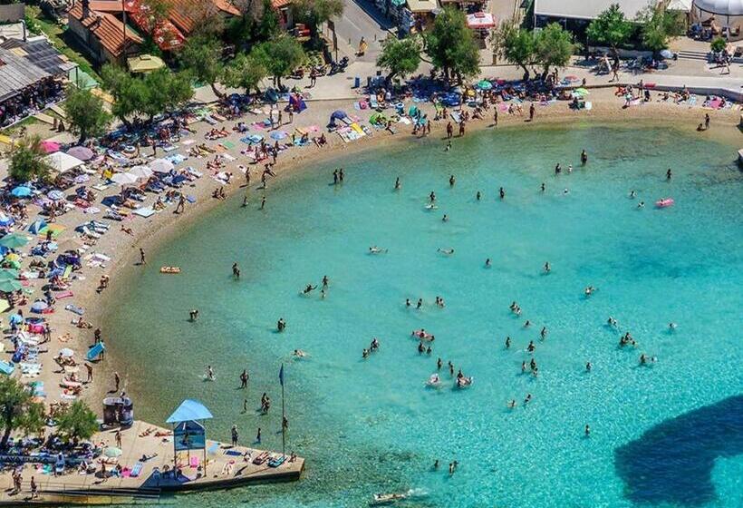 Deluxe Apartment Toni