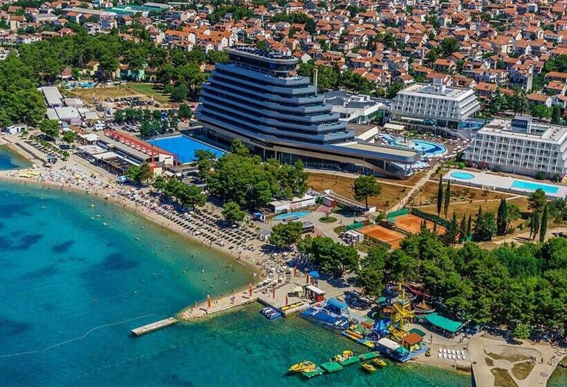 Deluxe Apartment Toni