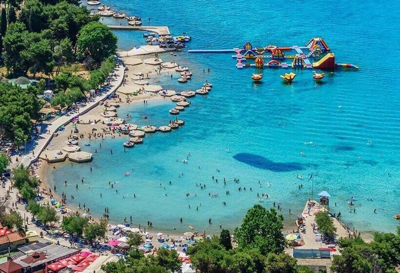 Deluxe Apartment Toni