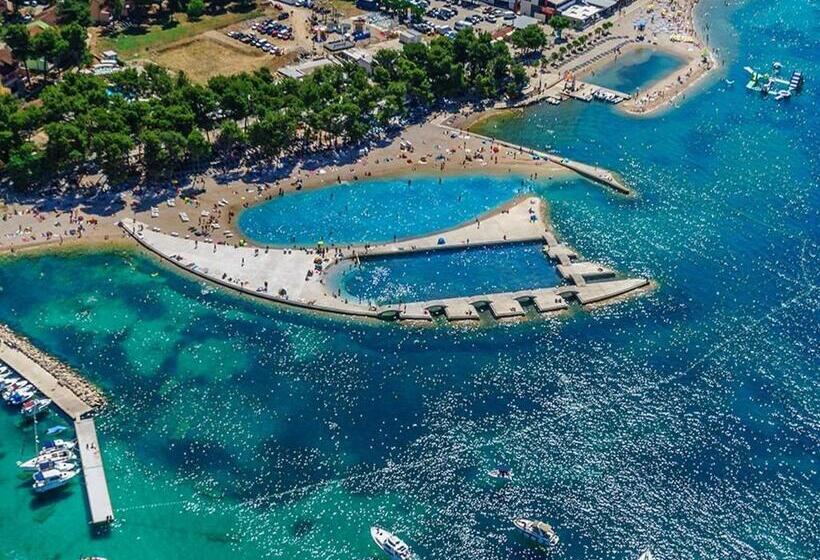 Deluxe Apartment Toni