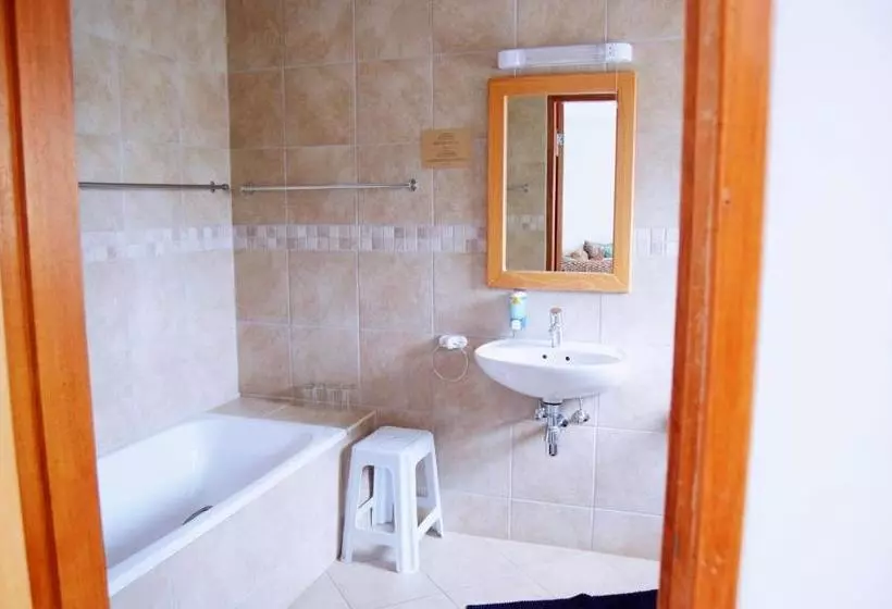 هتل Intermezzo Guesthouse