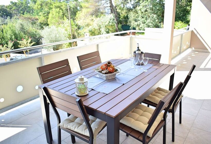 Luxury Apartments Adria