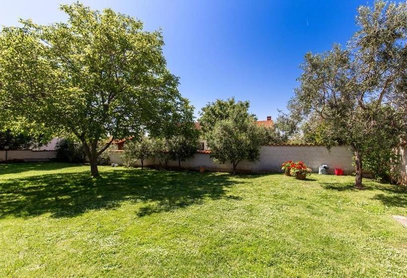 ホテル Apartments Milka