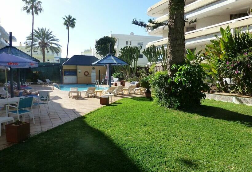 호텔 Apartamentos Belmonte