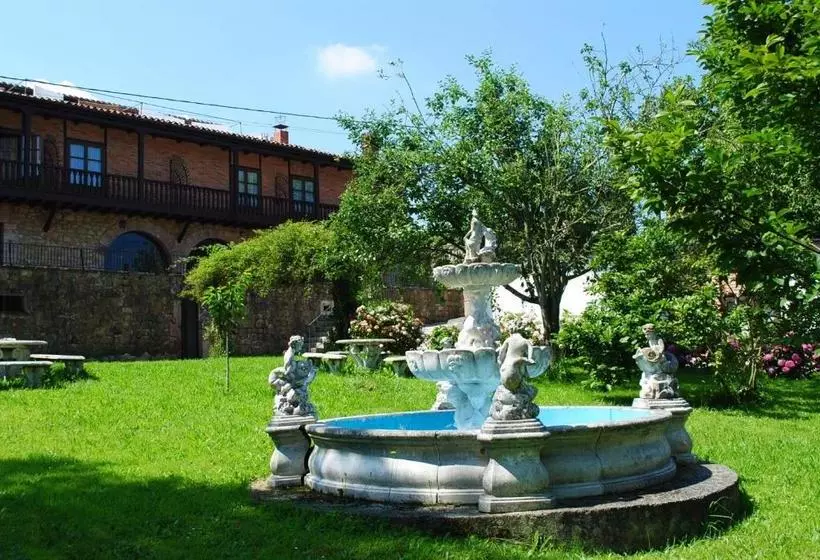 Hotelli El Hidalgo De Quijas