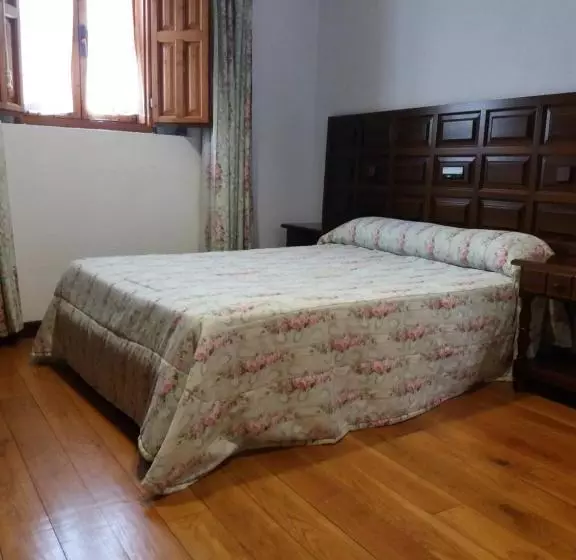 Hotelli El Hidalgo De Quijas