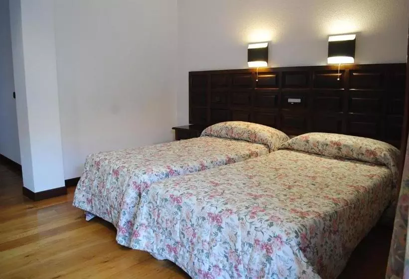 Hotelli El Hidalgo De Quijas