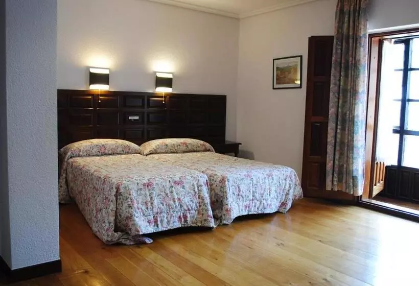 Hotelli El Hidalgo De Quijas