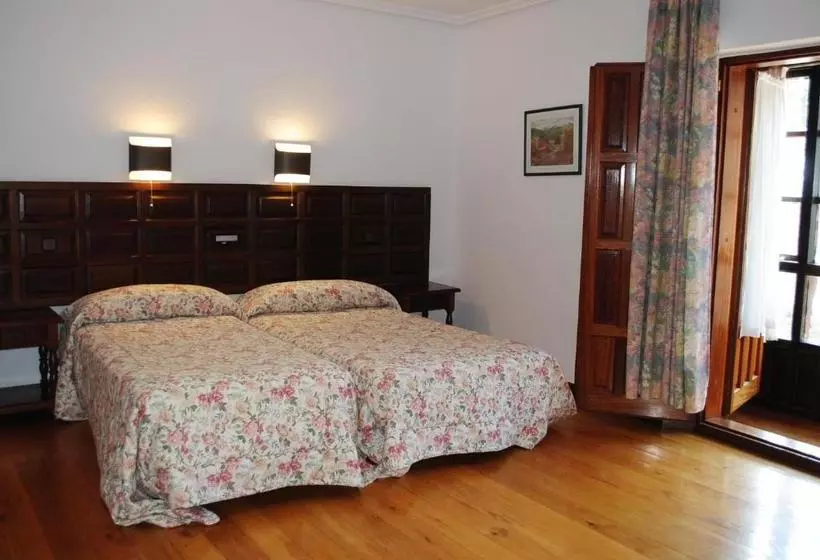 Hotelli El Hidalgo De Quijas