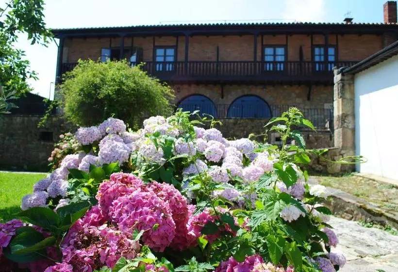 Hotelli El Hidalgo De Quijas