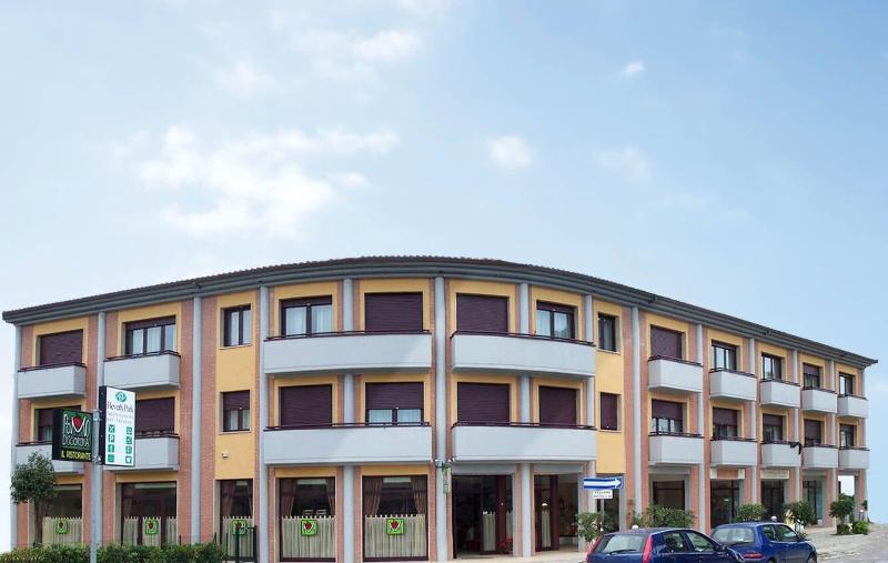 فندق Residence Il Caminetto