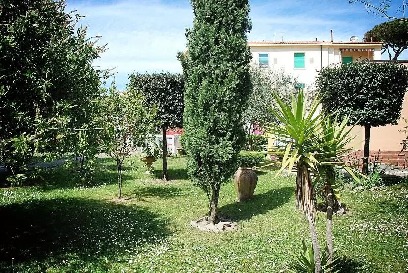 Hotelli Residence Il Caminetto