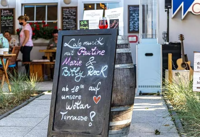 Hotelli Strandhaus Wotan