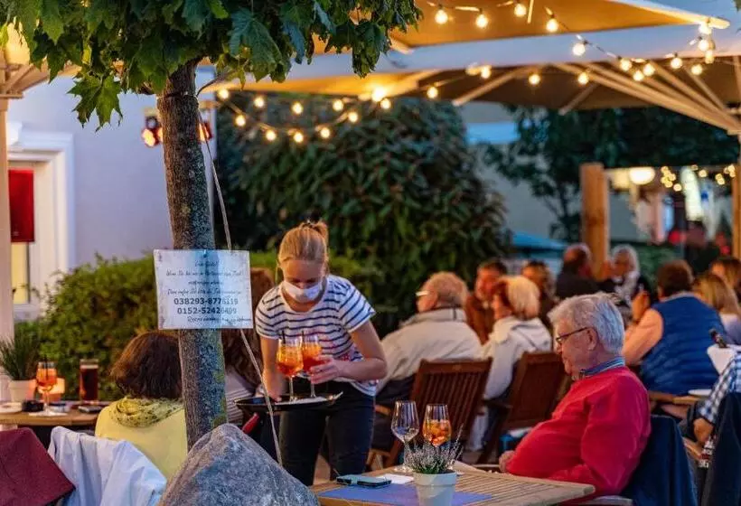 Hotelli Strandhaus Wotan