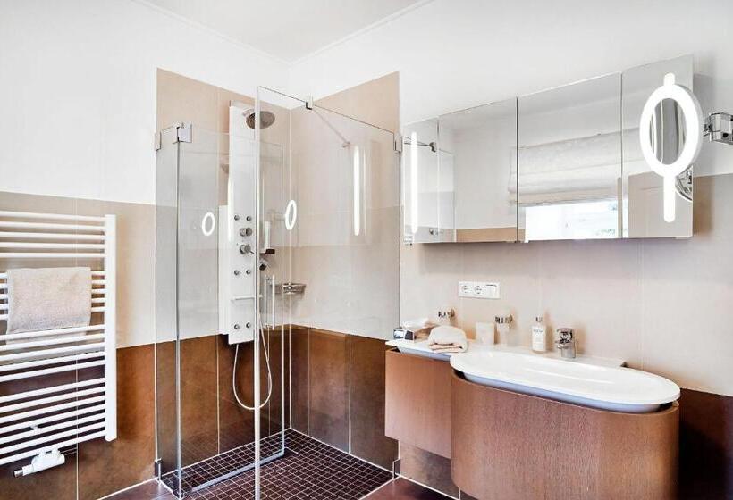 בית מלון כפרי Landgasthof Kammbräu