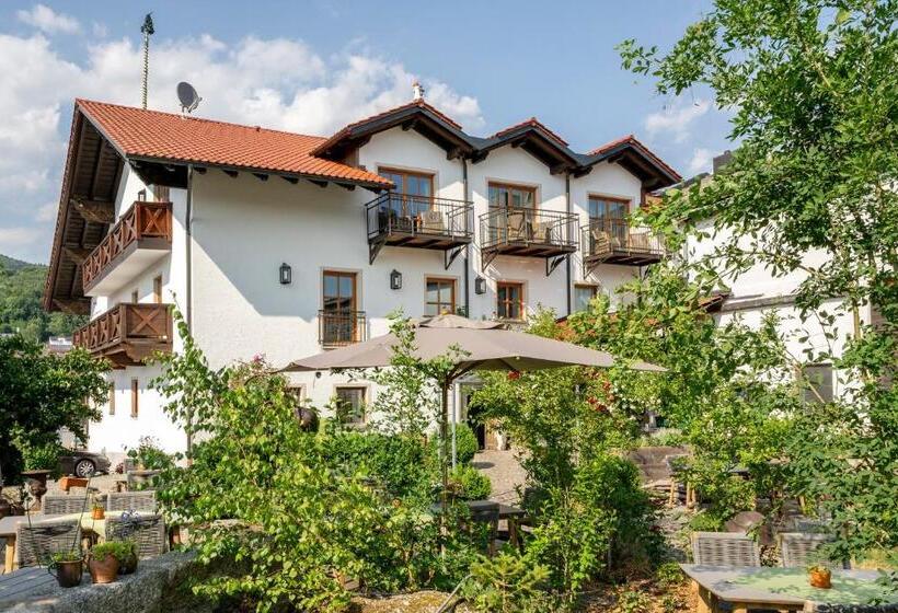 בית מלון כפרי Landgasthof Kammbräu