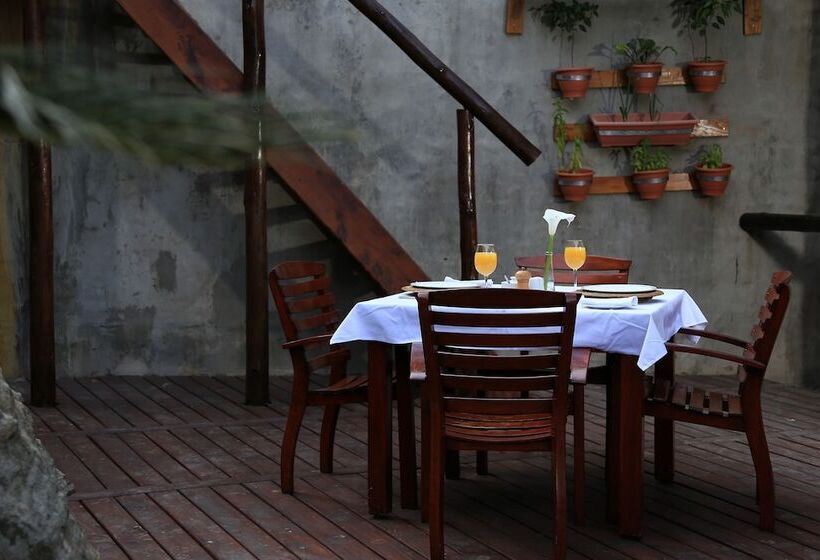 בית מלון כפרי Isandlwana Lodge