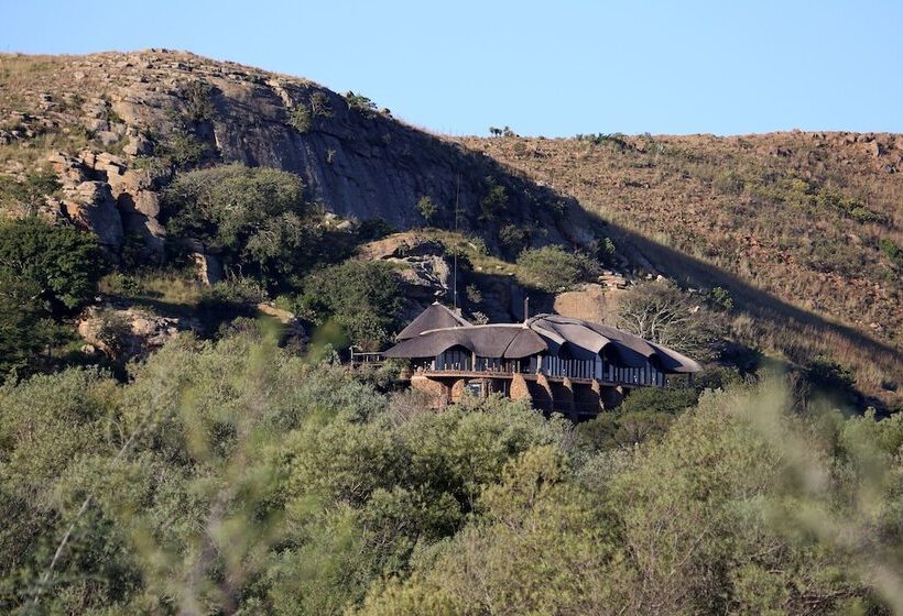 בית מלון כפרי Isandlwana Lodge