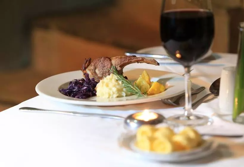 ホテル Isandlwana Lodge