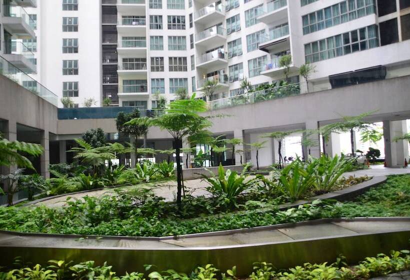 Hotell Kl Skyline Hostel & Rooftop Infinity Sky Pool