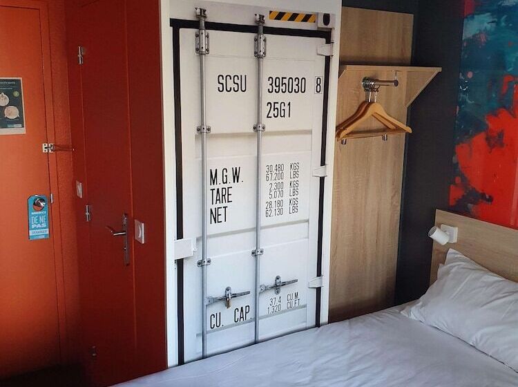 Hotel Kyriad Direct Orleans Olivet La Source