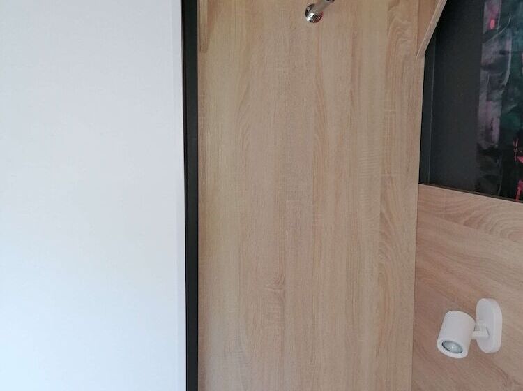 Hotel Kyriad Direct Orleans Olivet La Source