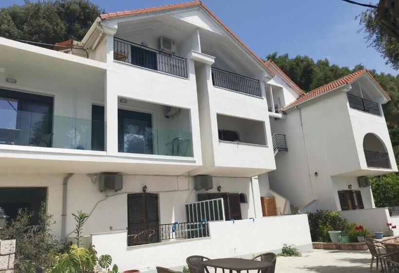 בית מלון כפרי Villa Lithitsa