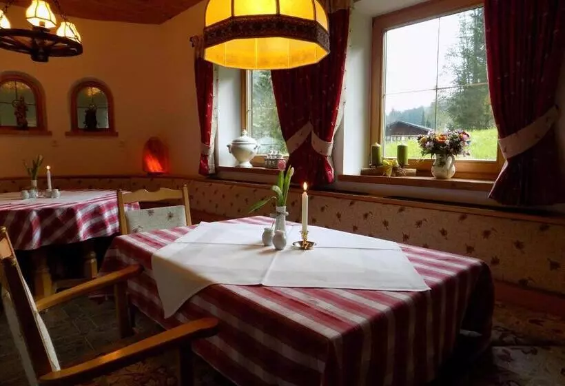 Alpenhotel Bergzauber