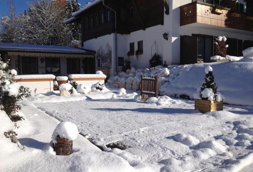 Alpenhotel Bergzauber