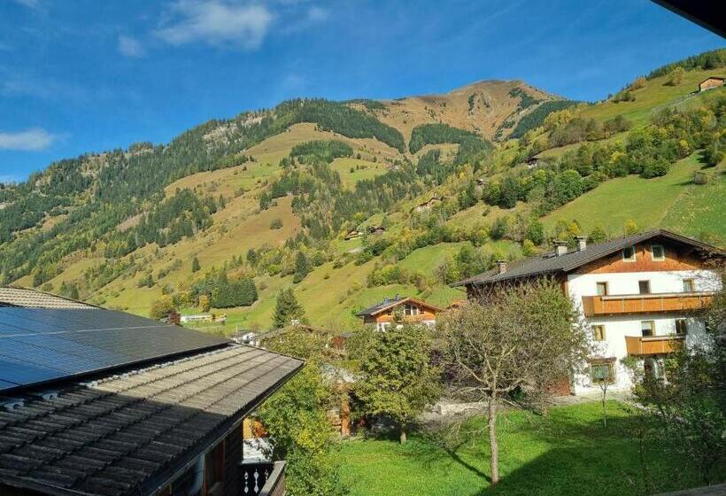 ホテル Pension Kaiserer