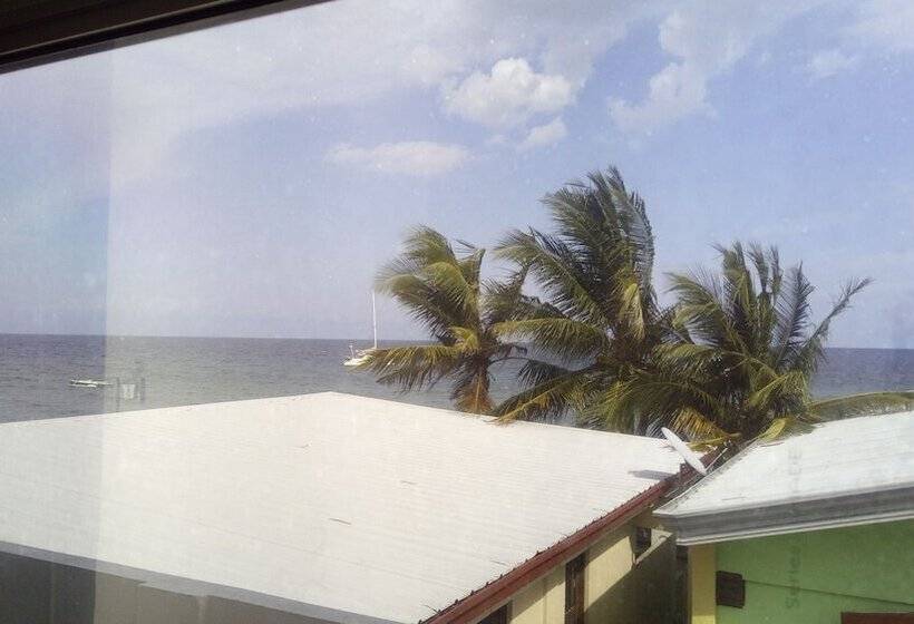 酒店 Ocean Bay Beach Resort