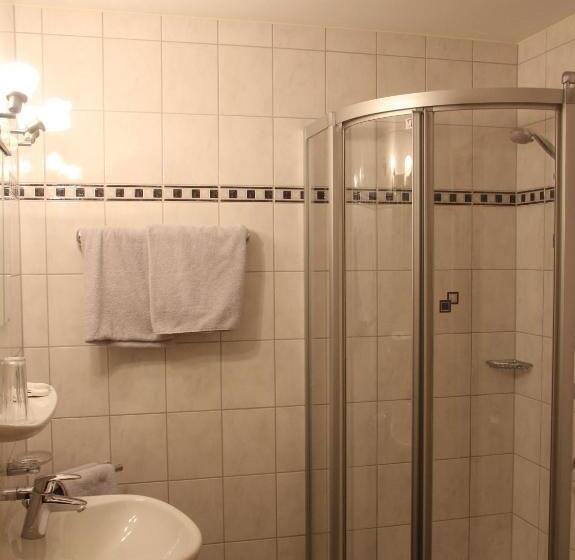 Hotelli Schwarzer Adler