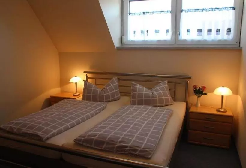 Hotelli Schwarzer Adler