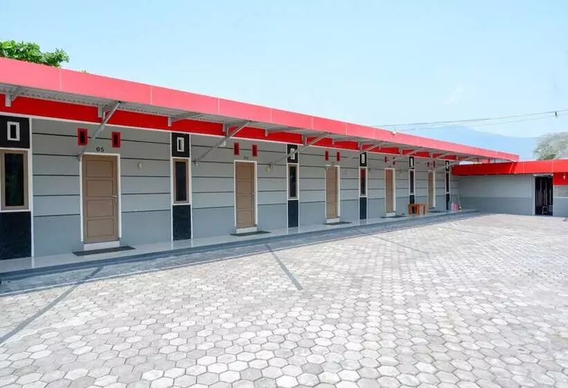 Majatalo Koolkost Near Rs Samaritan Palu