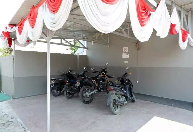 Majatalo Koolkost Near Rs Samaritan Palu