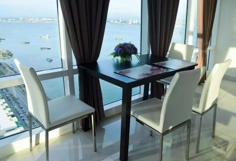 ホテル Summertime Maritime Suites
