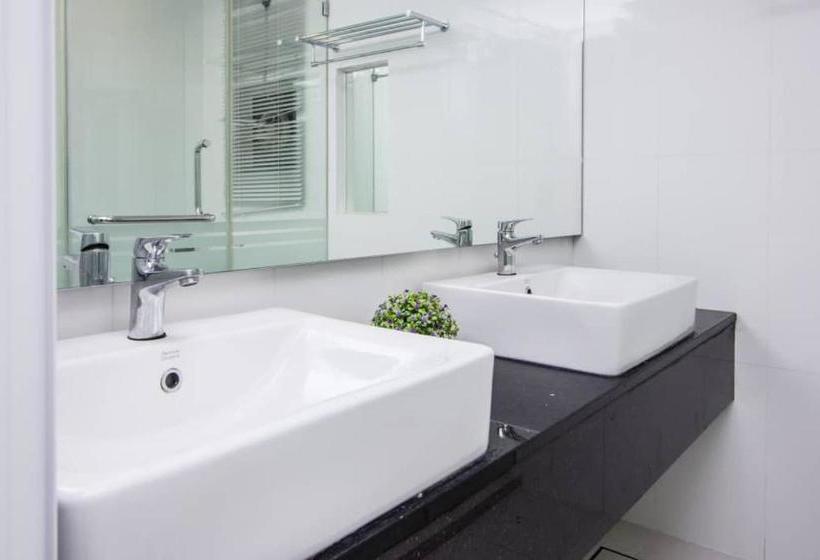 ホテル Summertime Maritime Suites