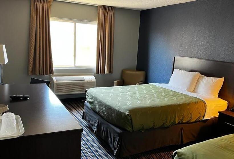 فندق Colby Inn And Suites