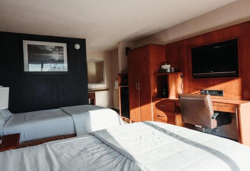 فندق Reidsville Inn & Suites