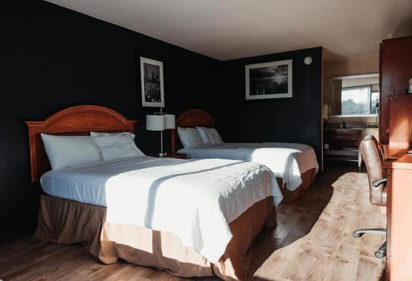 فندق Reidsville Inn & Suites