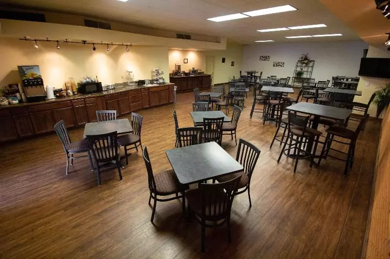 호텔 Fairbridge Extended Stay, A Kitchenette