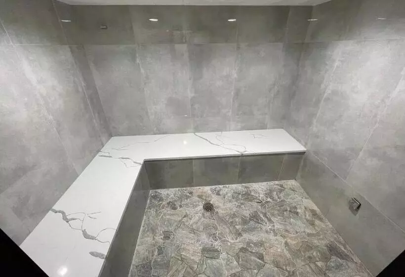 酒店 Pine Lake Resort And Banquets