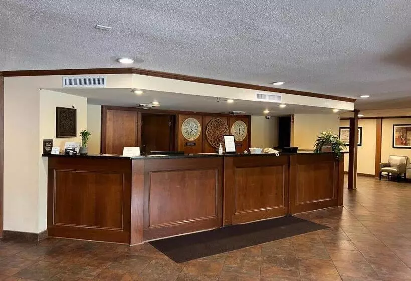 酒店 Pine Lake Resort And Banquets