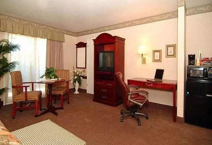 בית מלון כפרי Quality Inn Santa Clara Convention Center