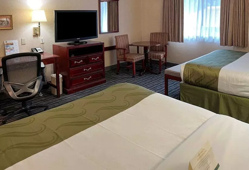 בית מלון כפרי Quality Inn Santa Clara Convention Center